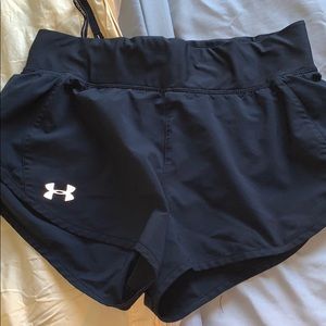 Underarmour black athletic shorts